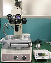 Measuring Microscope